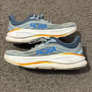 Hoka bondi 9